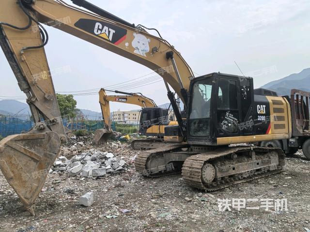 卡特彼勒320EL挖掘機(jī)