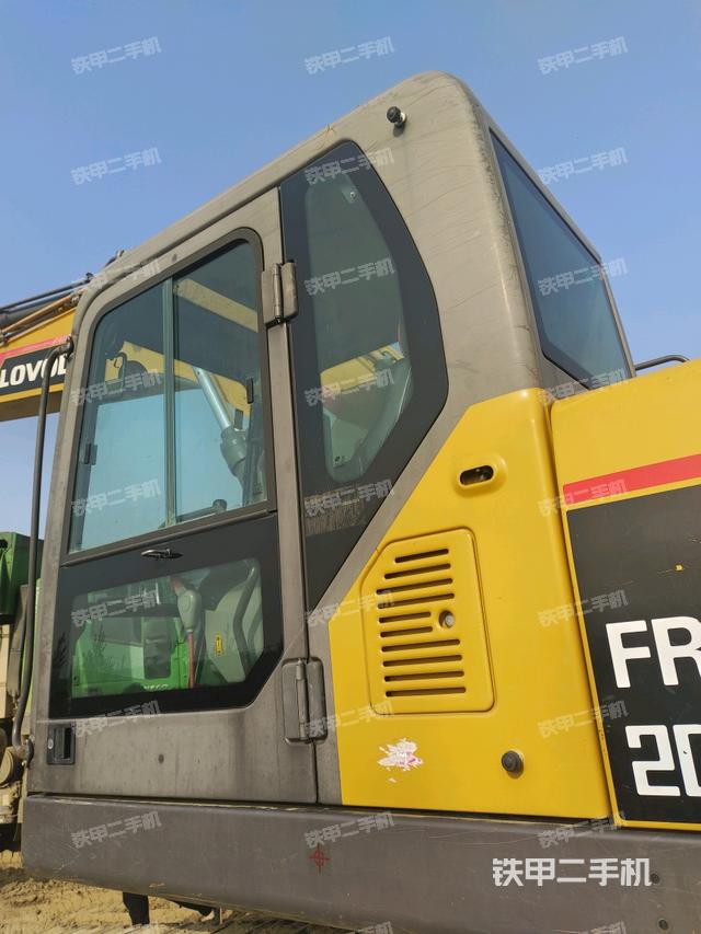 駕駛室左后45度（駕駛室部分）