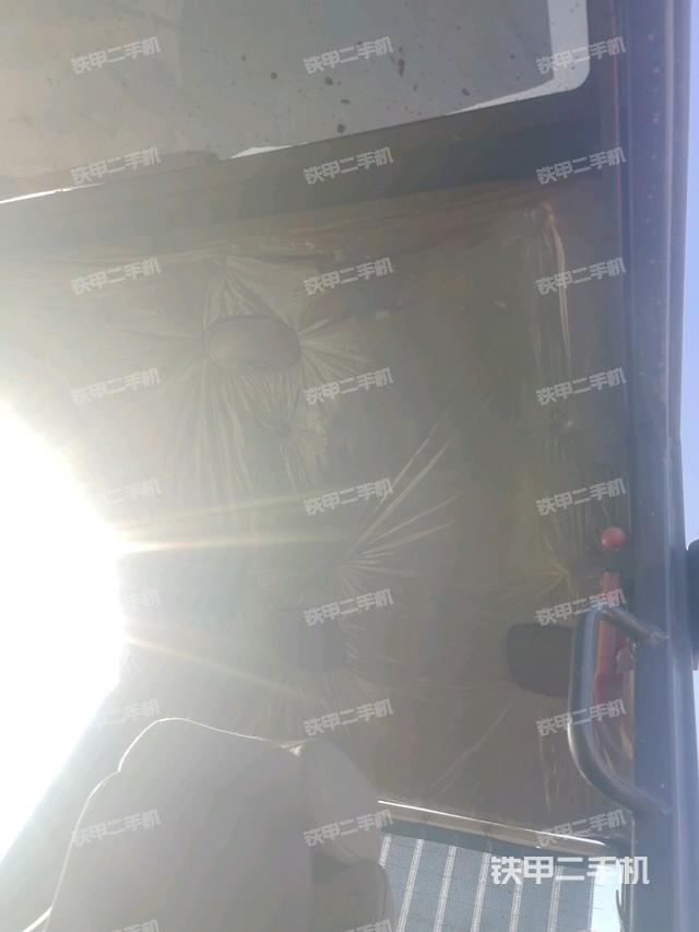 顶棚整体（驾驶室部分）