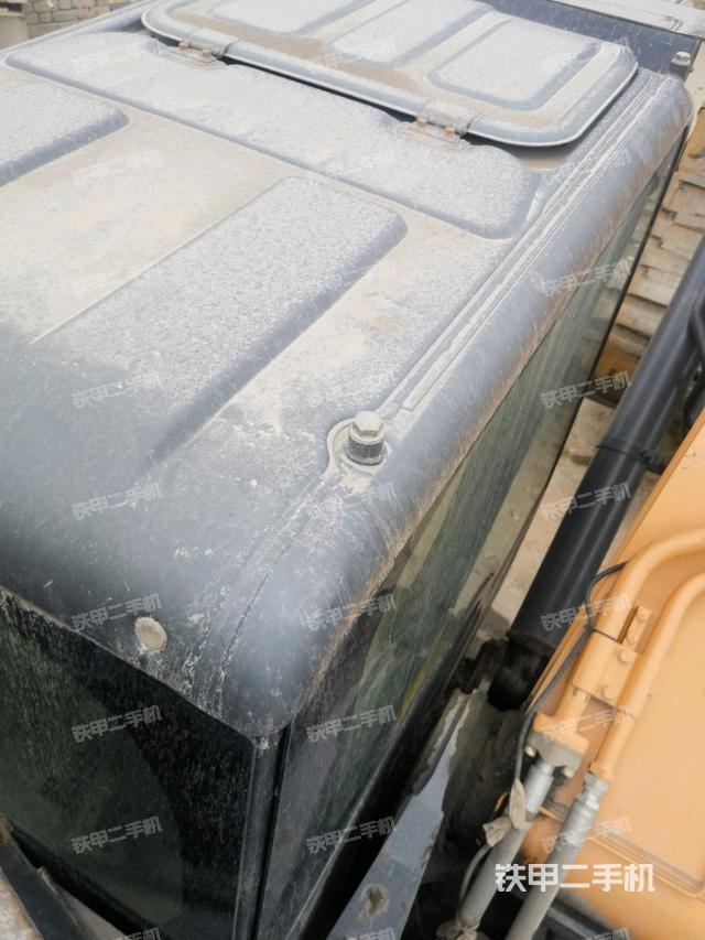 駕駛室頂部（整機(jī)外觀）