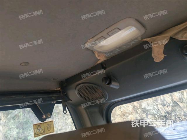 駕駛室左后45度(駕駛室部分) 駕駛室左后45度(駕駛室部分)