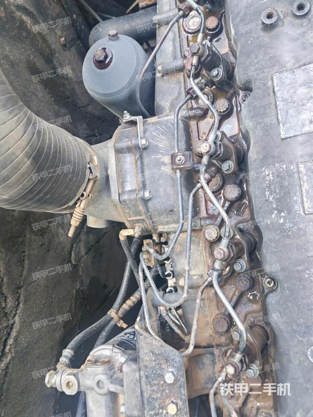 中央回轉(zhuǎn)接頭特寫(上車部件) 中央回轉(zhuǎn)接頭特寫(上車部件)