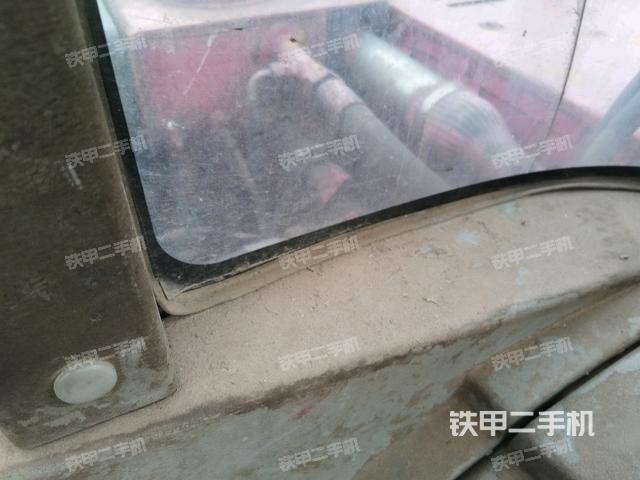 后窗玻璃角標(biāo)（駕駛室部分）