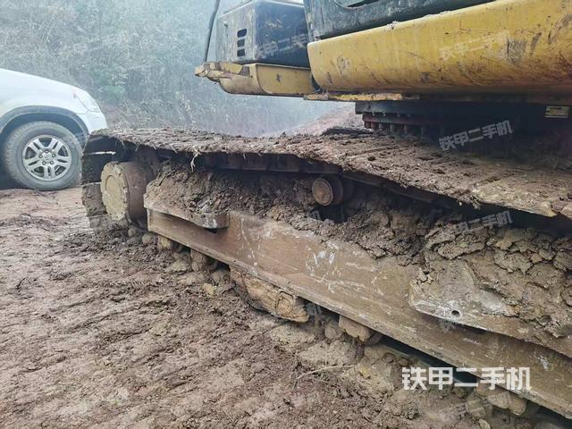 单侧履带整体（整机外观）