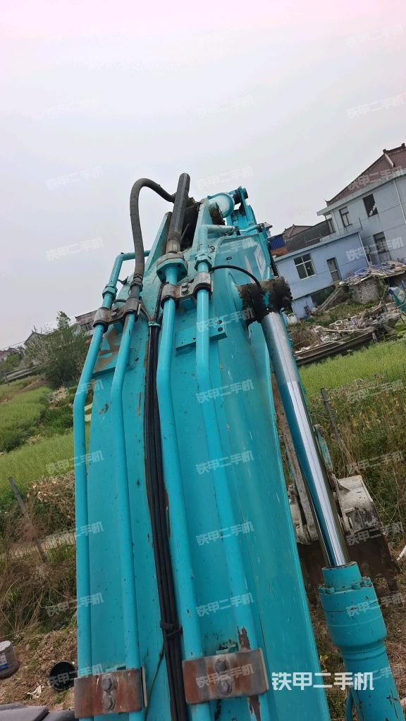 大臂背部俯视（工作和回转装置）