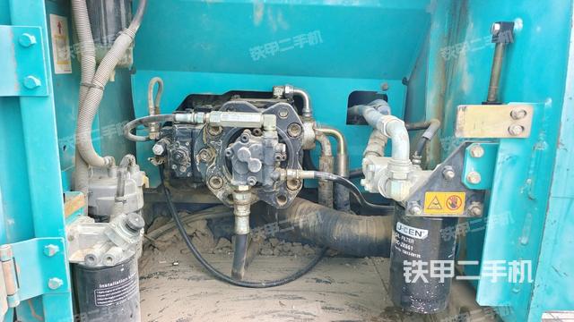 液压泵室（大件舱室）