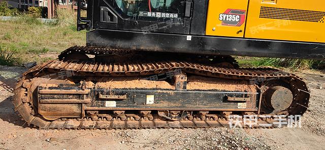 单侧履带整体（整机外观）