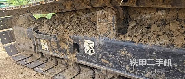 單側(cè)履帶整體（整機外觀）