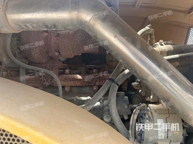 風(fēng)扇及皮帶（壓路機(jī)發(fā)動(dòng)機(jī)艙）