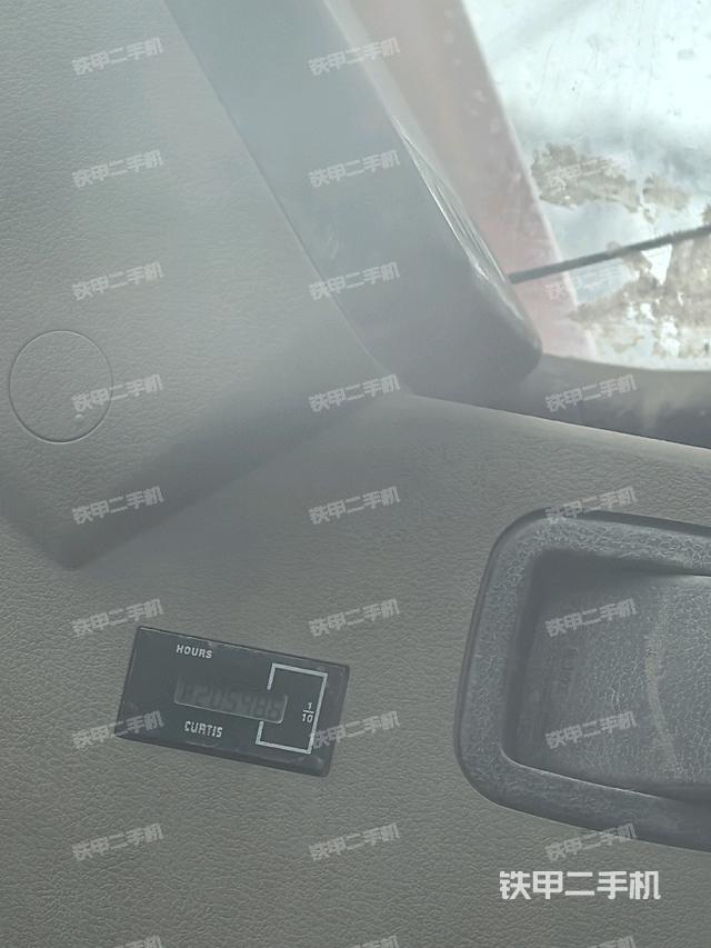 小時表(駕駛室部分) 小時表(駕駛室部分)