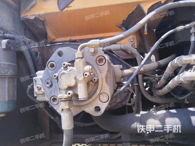 液壓泵斜45?左（大件艙室）