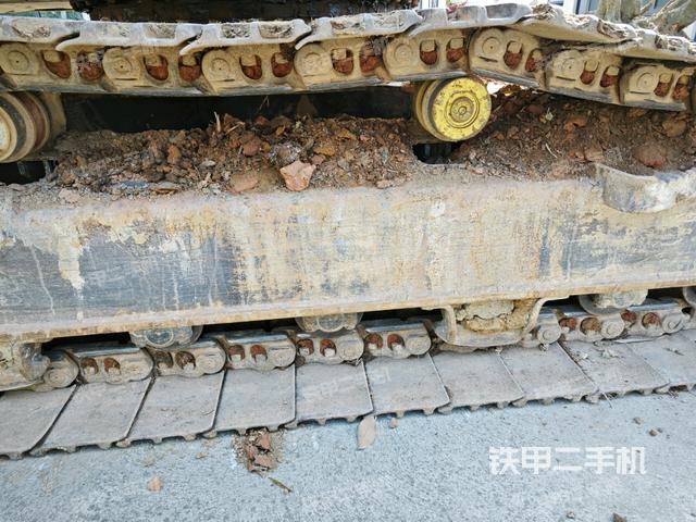 左側(cè)行走馬達(dá)蓋板(行走機(jī)構(gòu)) 左側(cè)行走馬達(dá)蓋板(行走機(jī)構(gòu))
