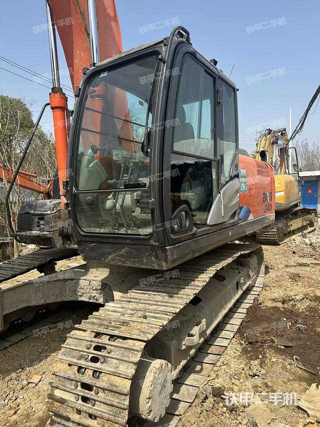 驾驶室整体（整机外观）