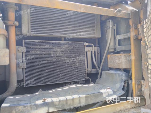 散熱器正面（大件艙室）