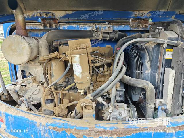 发动机整体俯视（整机外观）