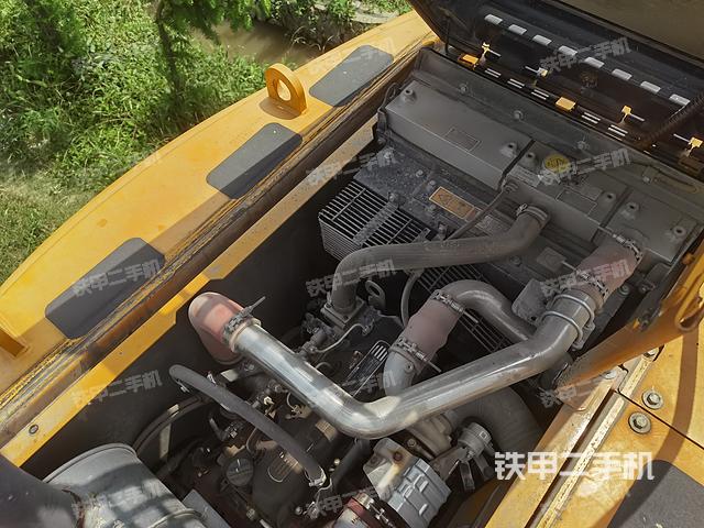發(fā)動機(jī)整體俯視(整機(jī)外觀) 發(fā)動機(jī)整體俯視(整機(jī)外觀)