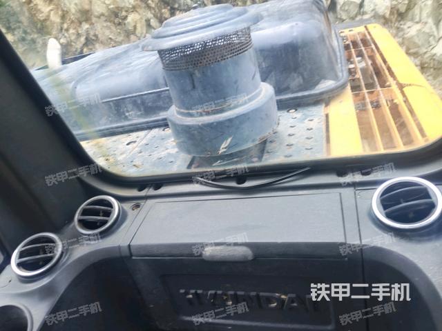 駕駛室正側(cè)(駕駛室部分) 駕駛室正側(cè)(駕駛室部分)