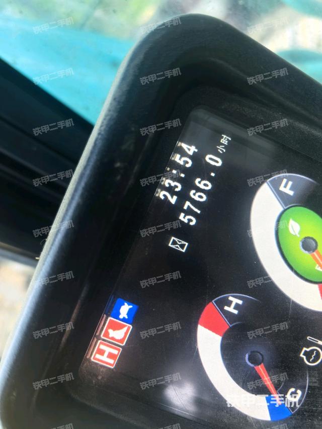 小時表(駕駛室部分) 小時表(駕駛室部分)