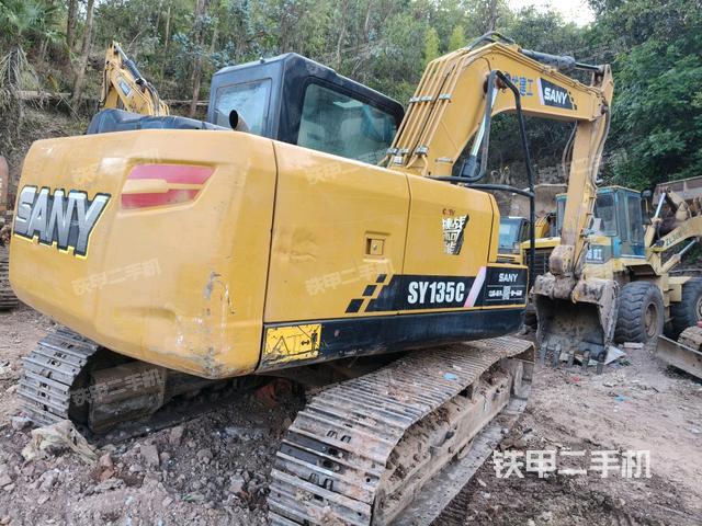 整機右后45°（整機外觀）