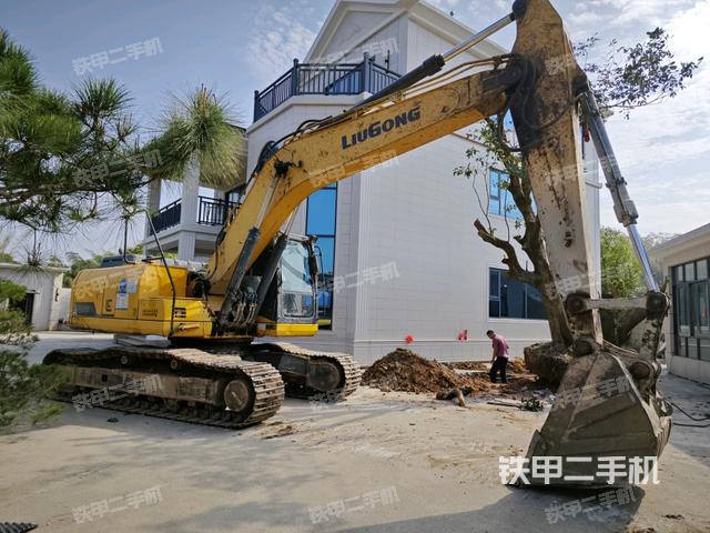 右前45(整機(jī)外觀) 右前45(整機(jī)外觀)