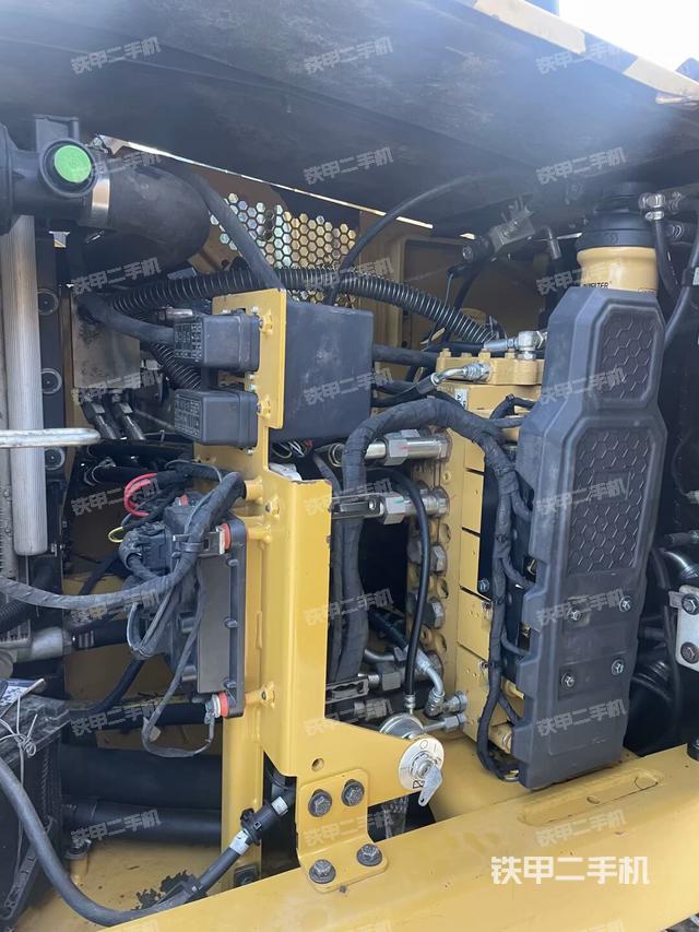 液壓泵室（大件艙室）