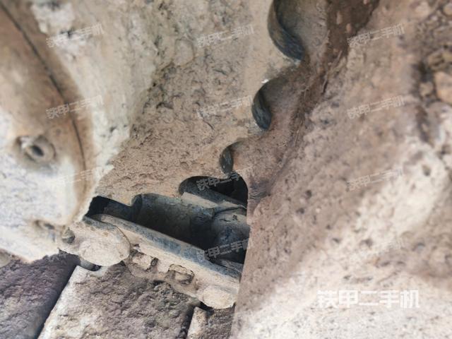 左托鏈輪和鏈筋（行走機(jī)構(gòu)）