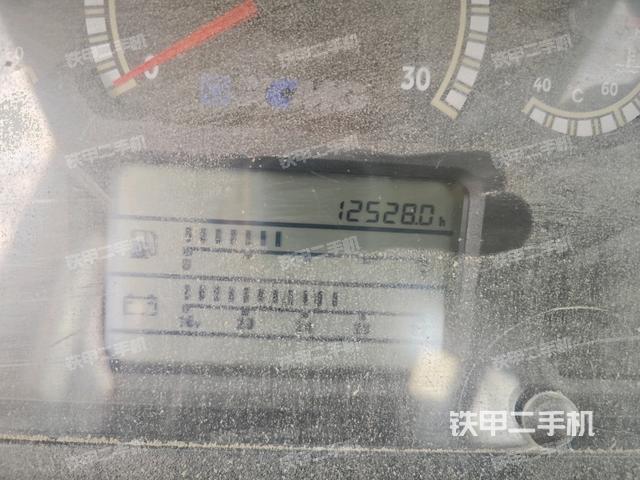 小時表里程數(shù)(駕駛室部分) 小時表里程數(shù)(駕駛室部分)