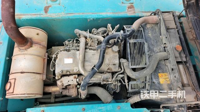 发动机室（上车部件）