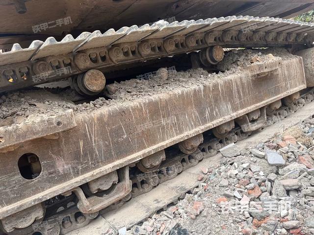 右侧履带整体（行走机构）