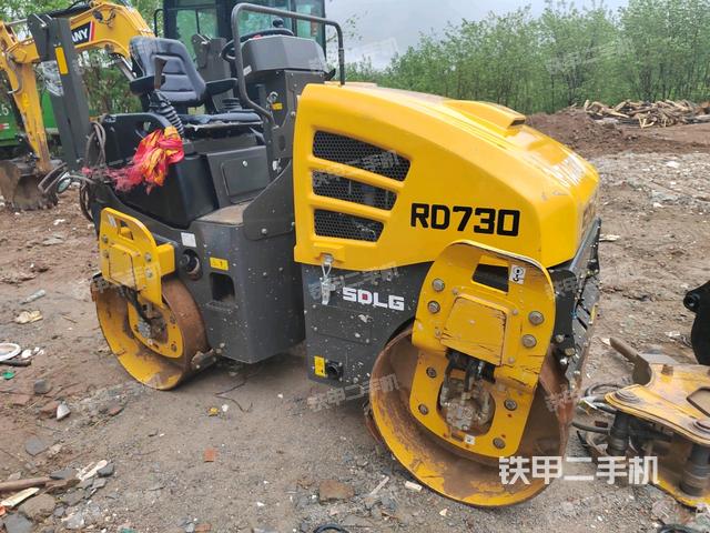 整機左側(cè)（設備外觀及核心部件）