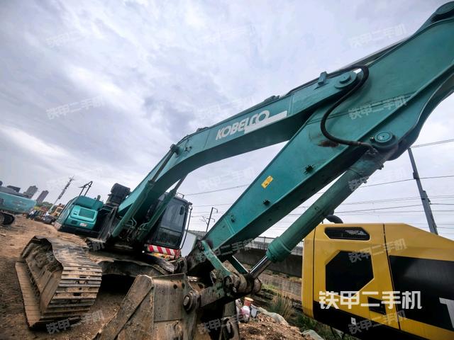 右前45(整機外觀) 右前45(整機外觀)