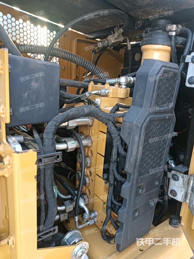 分配閥（上車部件）