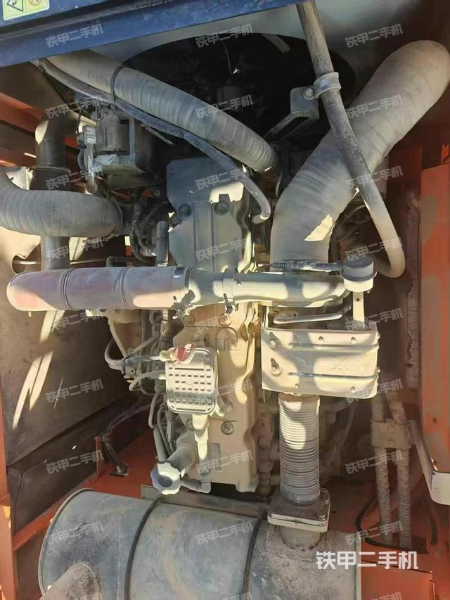 發(fā)動(dòng)機(jī)整體俯視（整機(jī)外觀）