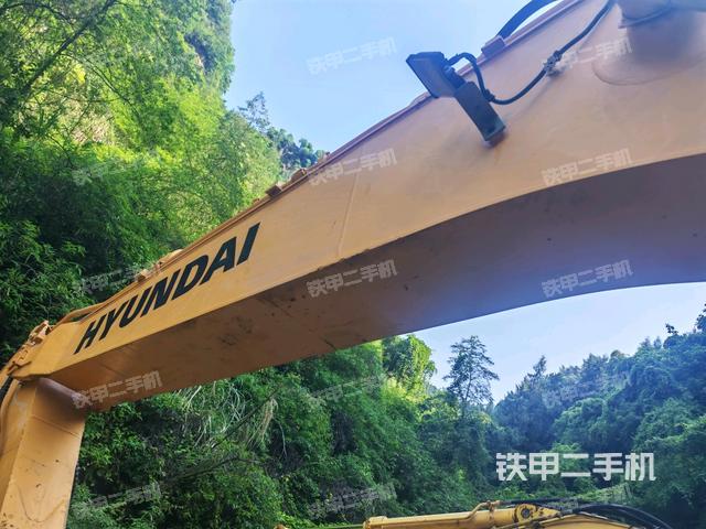 大臂整體?右側(cè)(工作和回轉(zhuǎn)裝置) 大臂整體?右側(cè)(工作和回轉(zhuǎn)裝置)