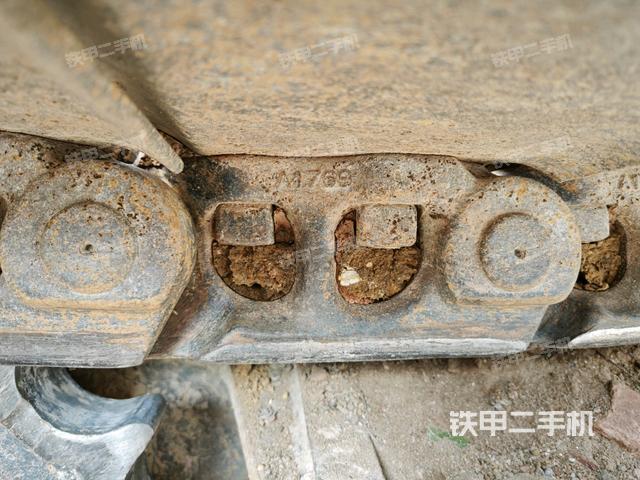 右側(cè)行走馬達(dá)蓋板(行走機(jī)構(gòu)) 右側(cè)行走馬達(dá)蓋板(行走機(jī)構(gòu))