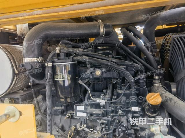 發(fā)動(dòng)機(jī)整體俯視（整機(jī)外觀）