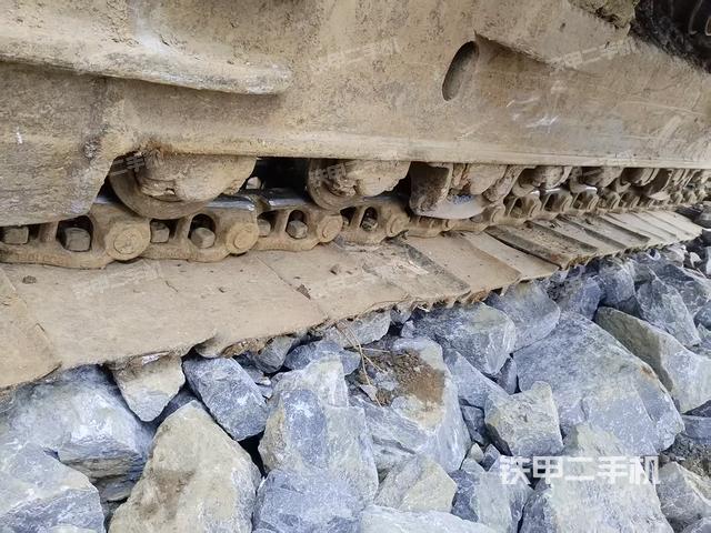 左側(cè)行走馬達(dá)蓋板（行走機(jī)構(gòu)）