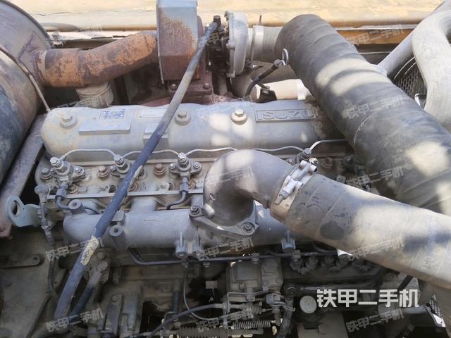 中央回轉(zhuǎn)接頭特寫（上車部件）