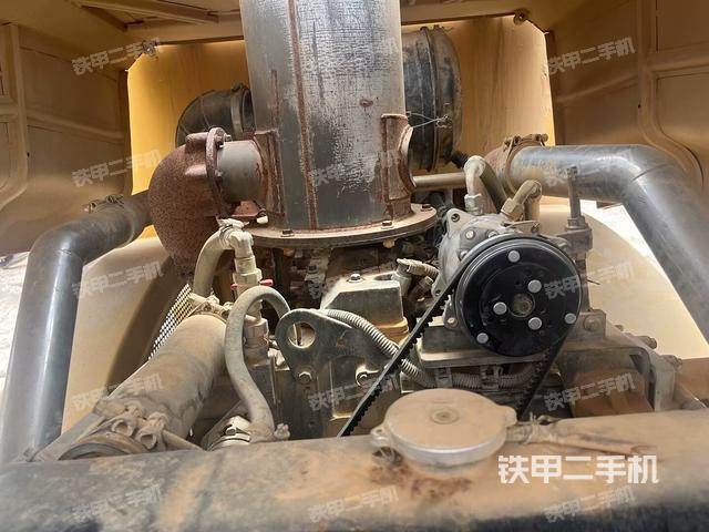 徐工XS223J压路机的设备实拍-第35张实拍照片