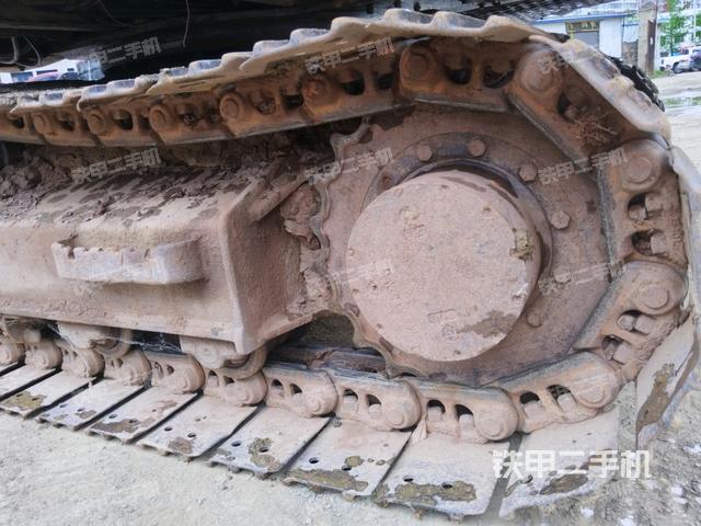 右驅(qū)動(dòng)輪（行走機(jī)構(gòu)）