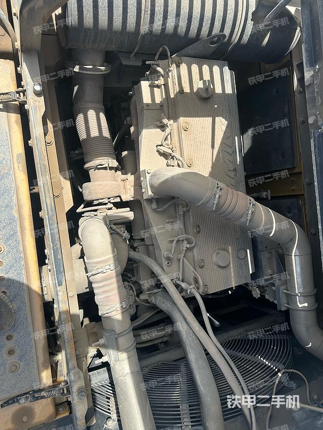 發(fā)動(dòng)機(jī)整體俯視（整機(jī)外觀）