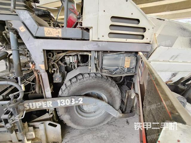 整機(jī)右后45°（設(shè)備外觀及核心部件）