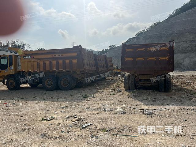整機(jī)右側(cè)(設(shè)備外觀及核心部件) 整機(jī)右側(cè)(設(shè)備外觀及核心部件)