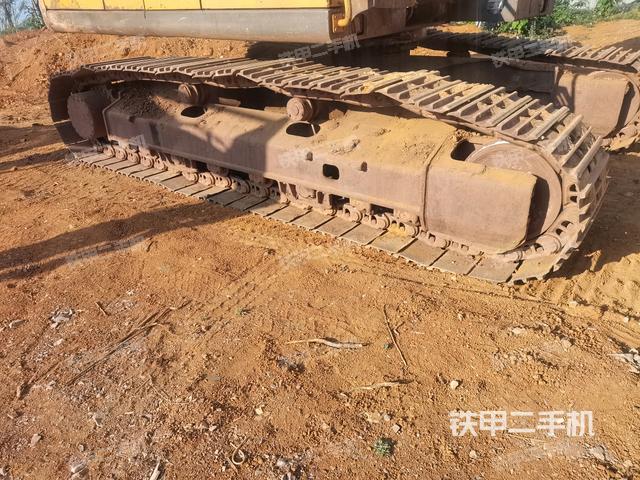 左導(dǎo)向輪（行走機(jī)構(gòu)）