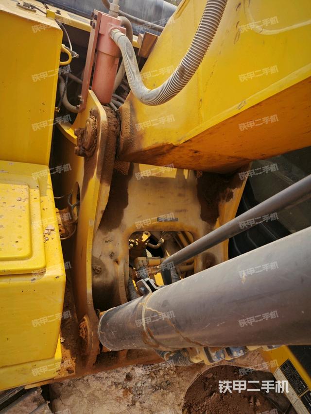 大臂根部?斜視（工作和回轉(zhuǎn)裝置）