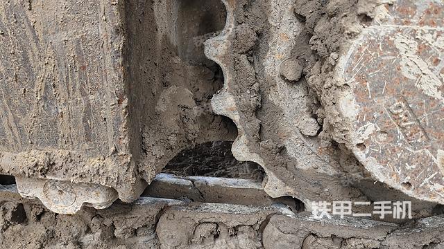 单侧履带整体（整机外观）