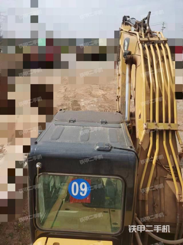 駕駛室頂部（整機(jī)外觀）