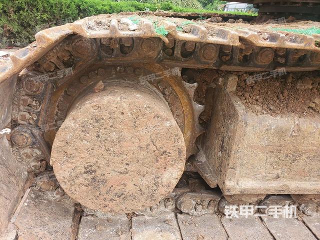 左驅(qū)動(dòng)輪（行走機(jī)構(gòu)）