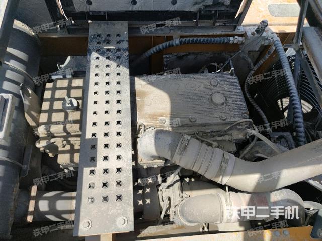 發(fā)動機室(上車部件) 發(fā)動機室(上車部件)