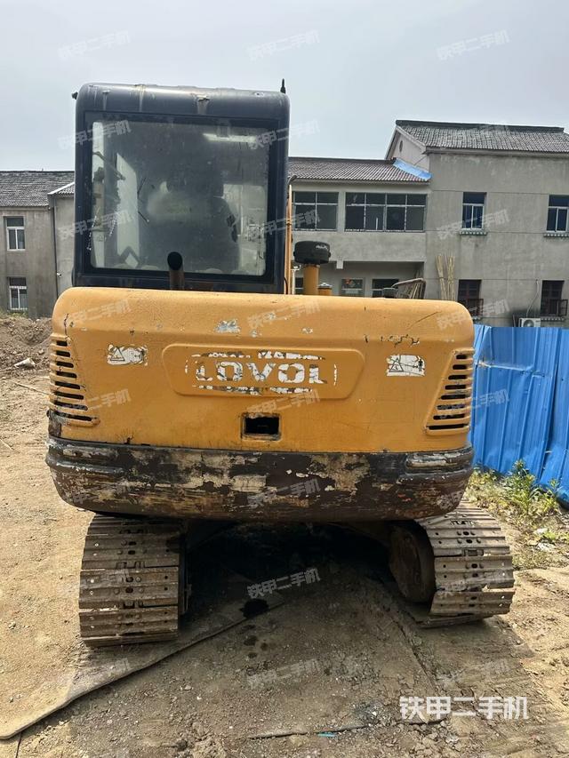 駕駛室頂部（整機(jī)外觀）